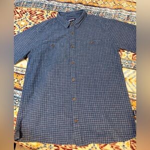 Patagonia Men's Blue Checkered Button Down Shirt